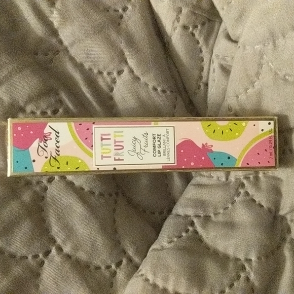 Too Faced Lip Glaze